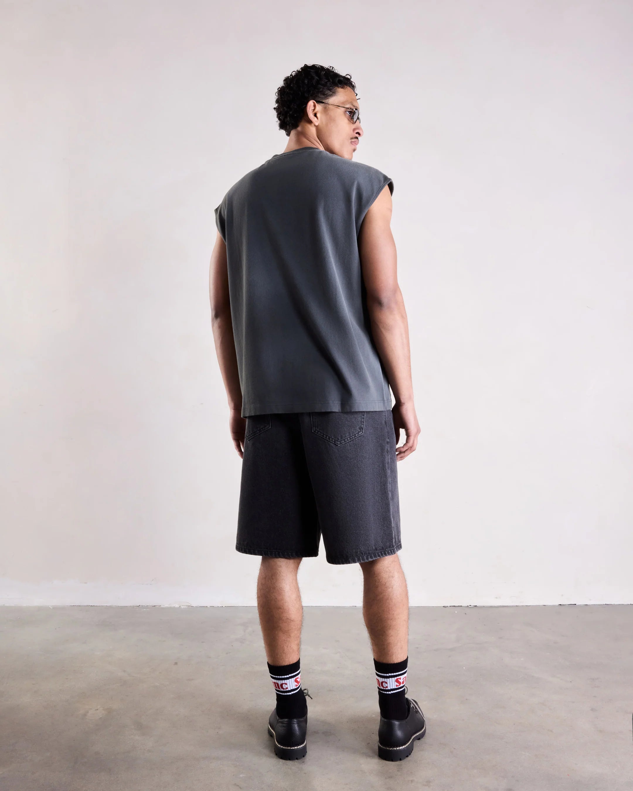 SAINT BLANC OVAL LOGO DENIM SHORT