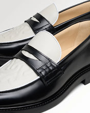 Afbeelding in Gallery-weergave laden, FILLING PIECES LOAFER GOWTU SOLID Off White
