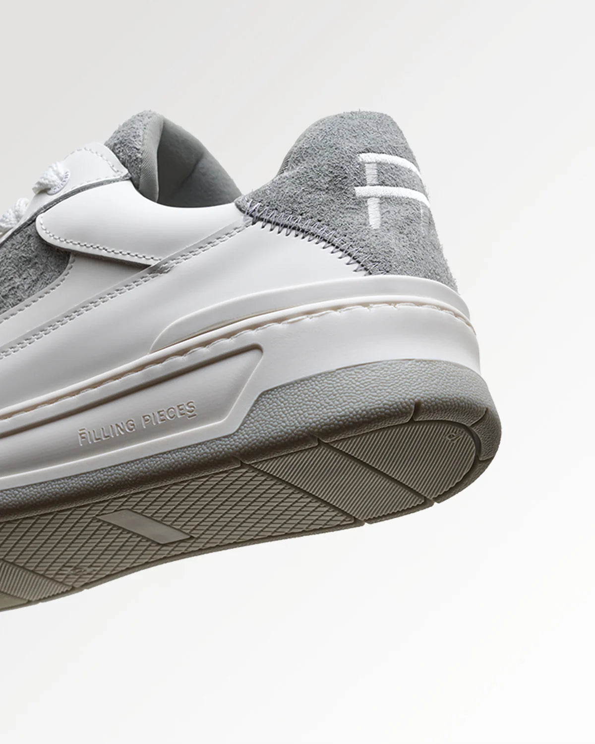 FILLING PIECES CRUISER TECH FUZZ   White / Grey