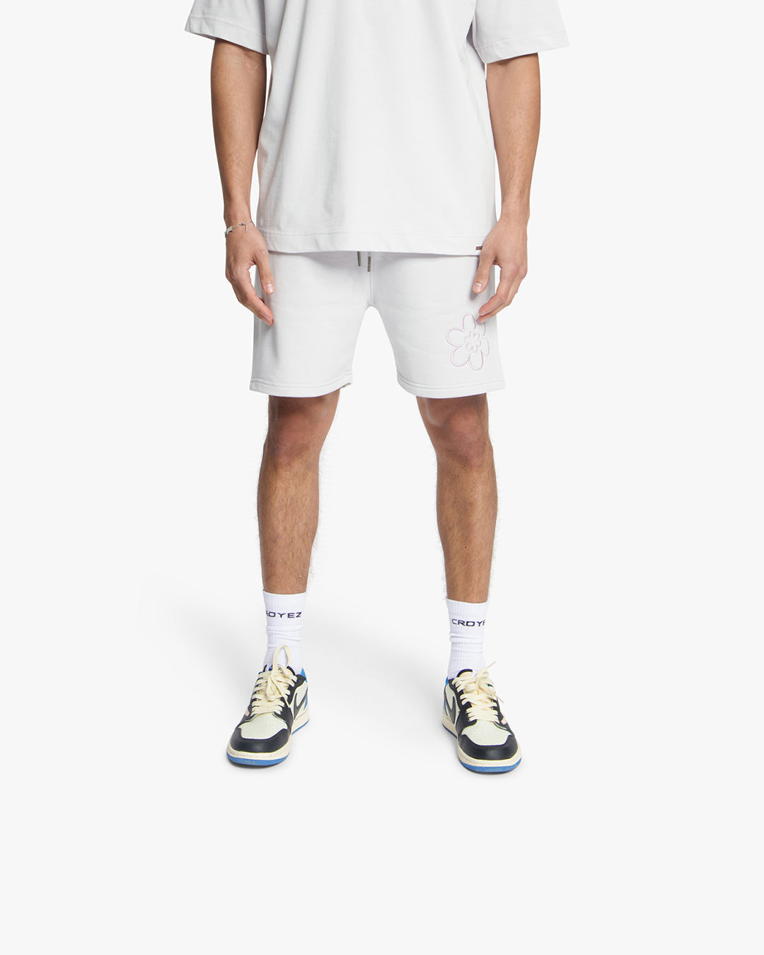 Croyez Contour De La Fleur Shorts | Light Grey