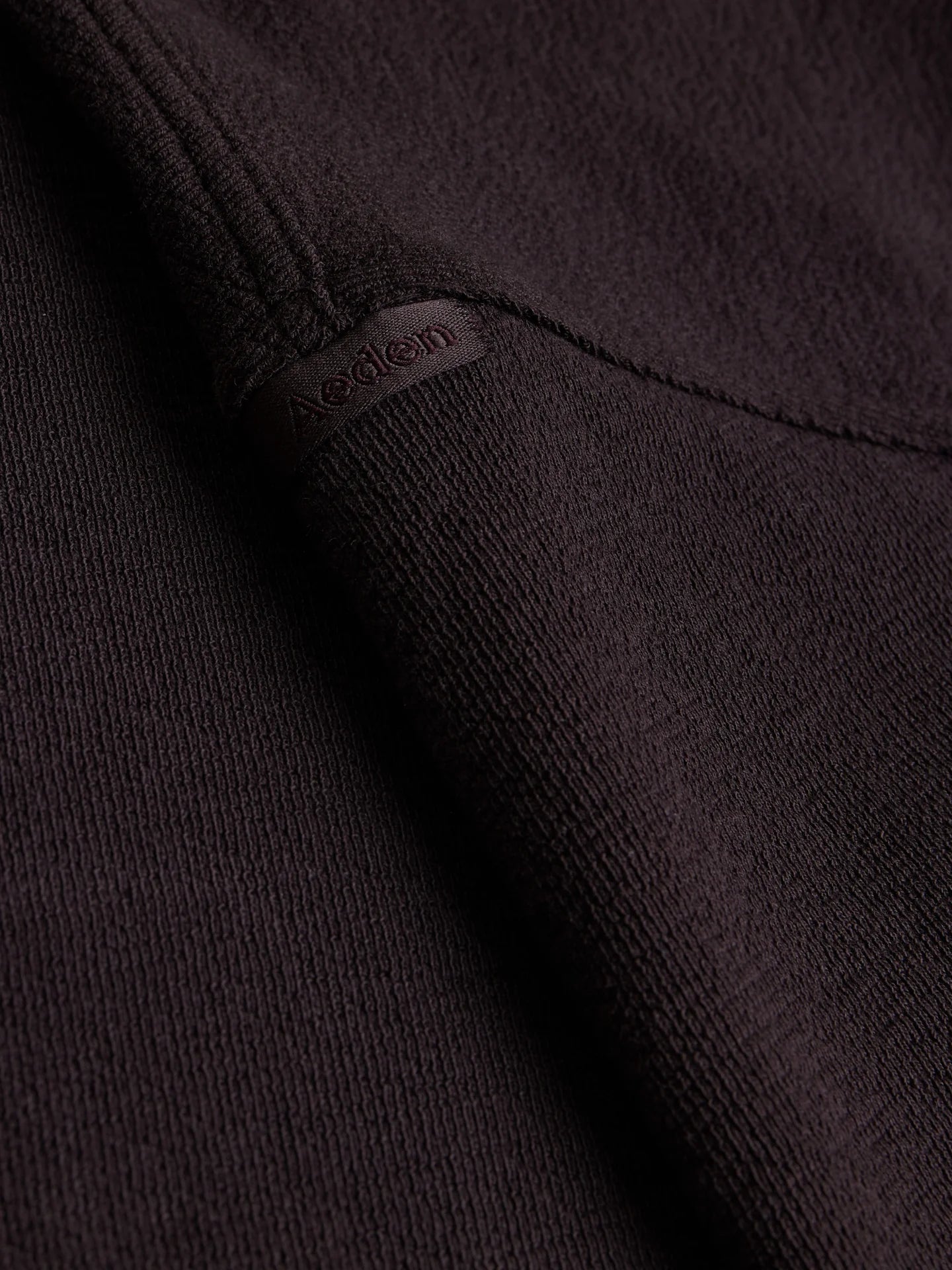 AEDEN JORDAN TEE | GANACHE