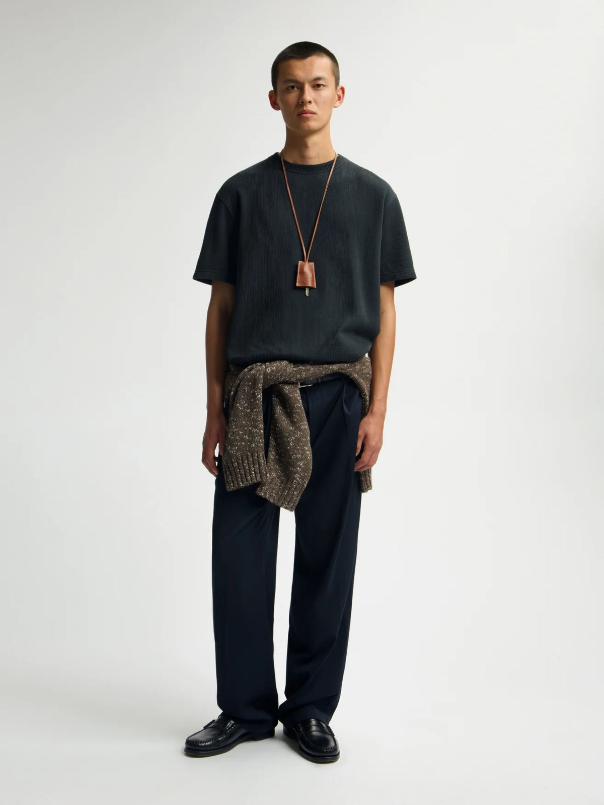 OLAF WOOL BLEND RELAXED PLEATED PANT Navy
