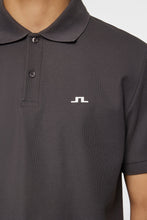 Afbeelding in Gallery-weergave laden, J.LINDEBERG RUDY SLIM POLO PIQUE | ASPHALT