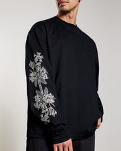 Afbeelding in Gallery-weergave laden, AEDEN CRADLE LS TEE Black