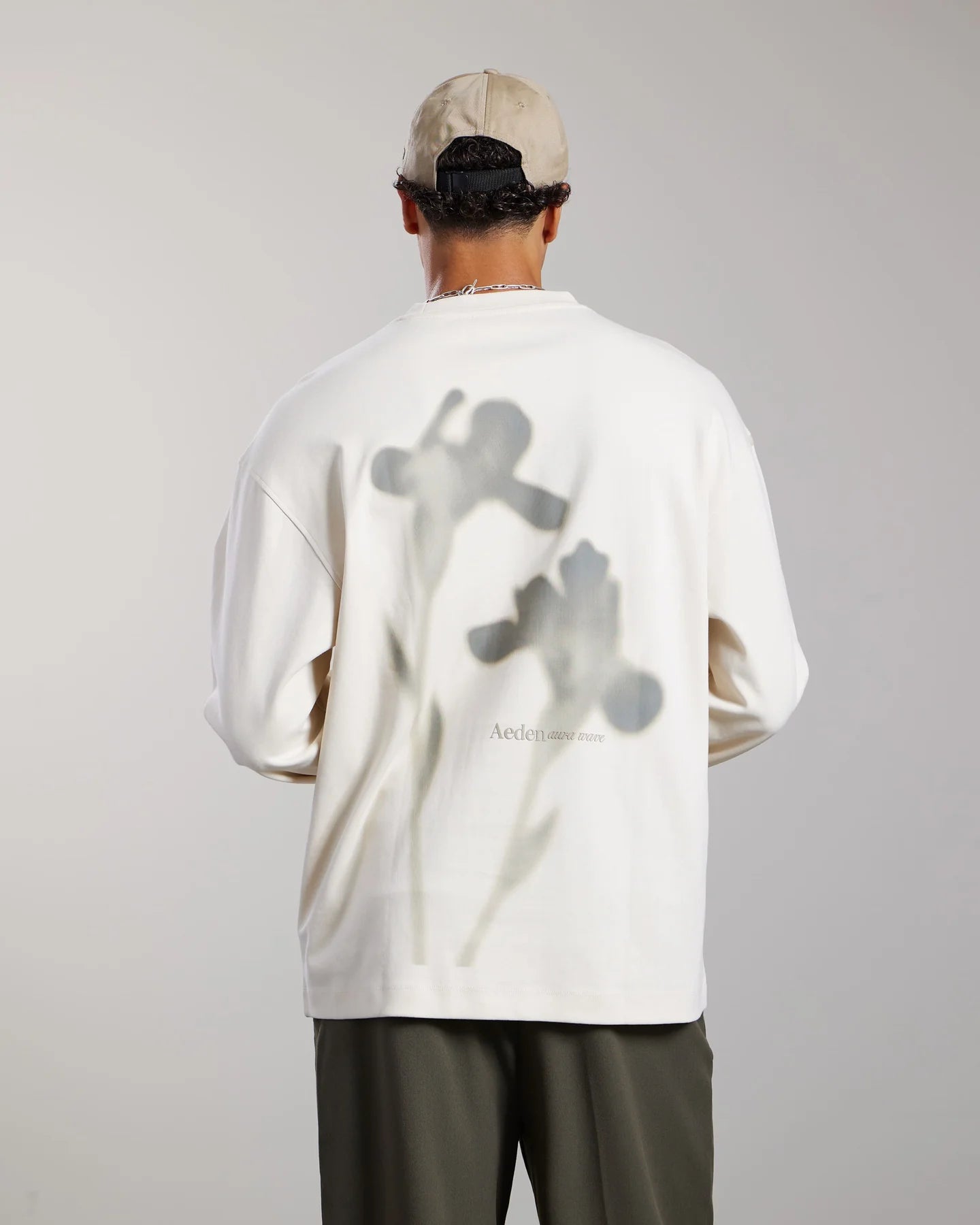 AEDEN TOINE LONG-SLEEVE TEE | WHITE CAP GREY
