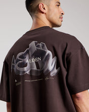 Afbeelding in Gallery-weergave laden, AEDEN ROMELO TEE Ganache