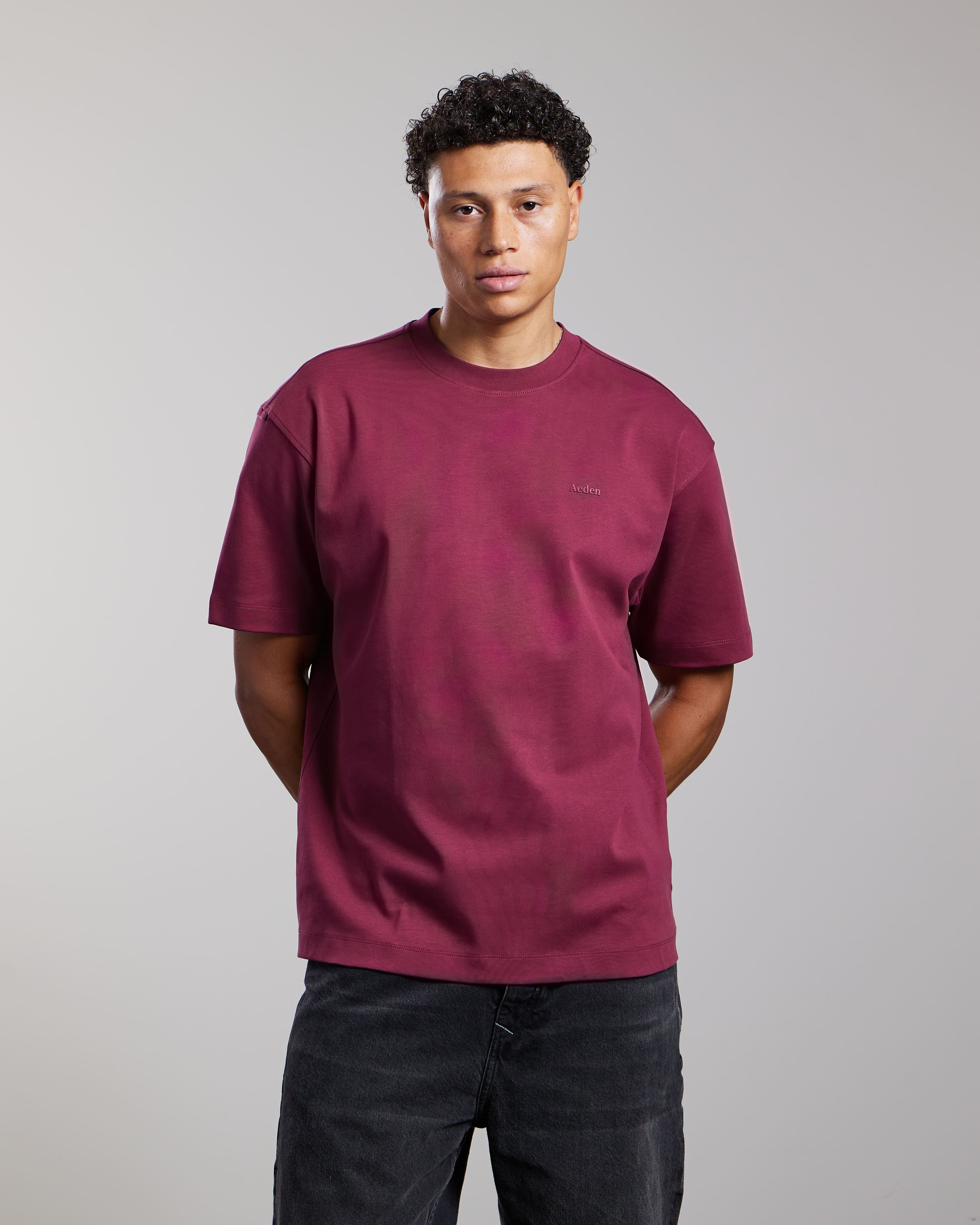 AEDEN LUMA TEE BORDEAUX