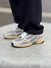 Afbeelding in Gallery-weergave laden, MERCER Re-Run Americana Grey/Off-White