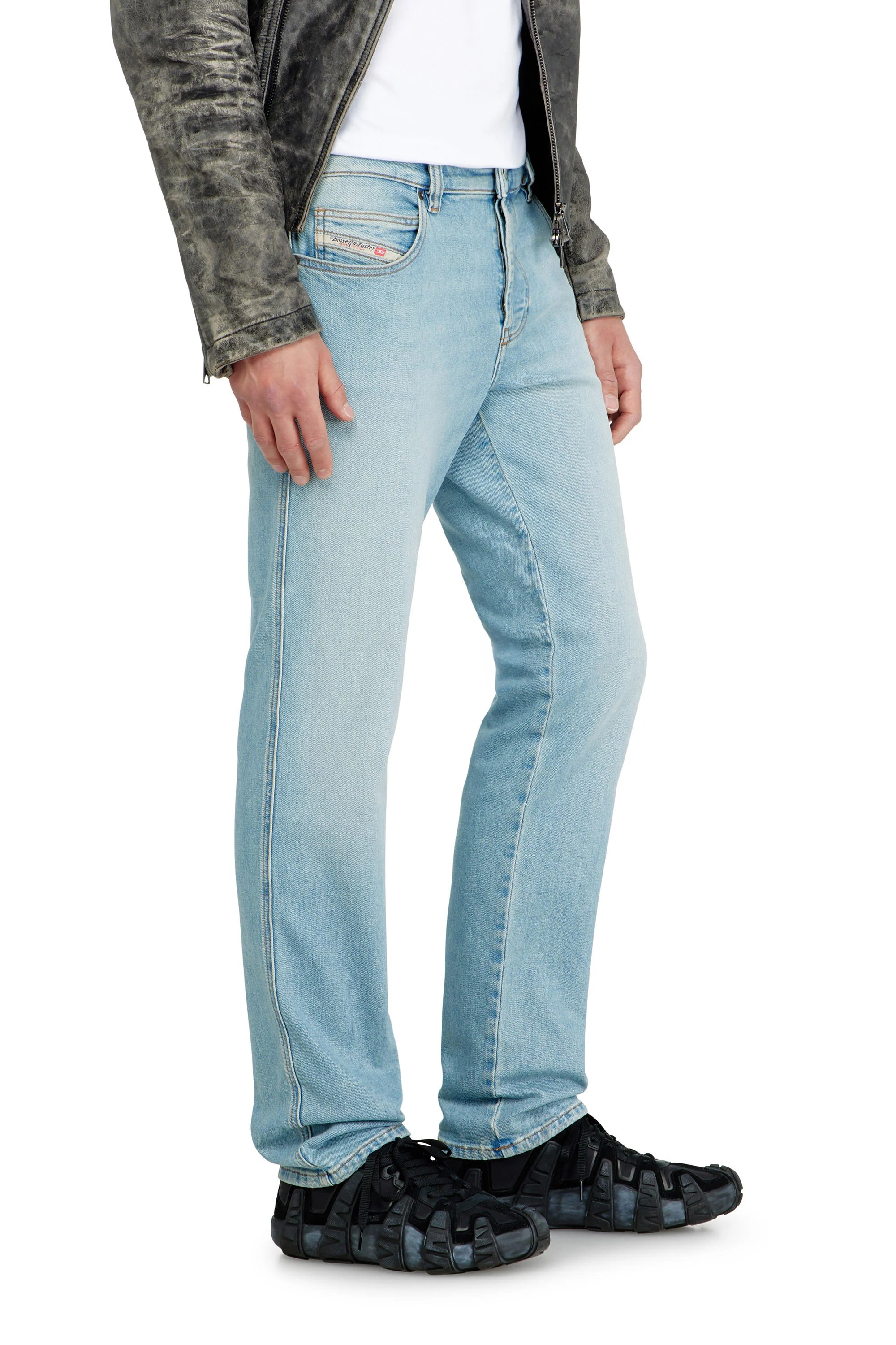 DIESEL Slim Jeans Regular Waist 1993 D-Vyl