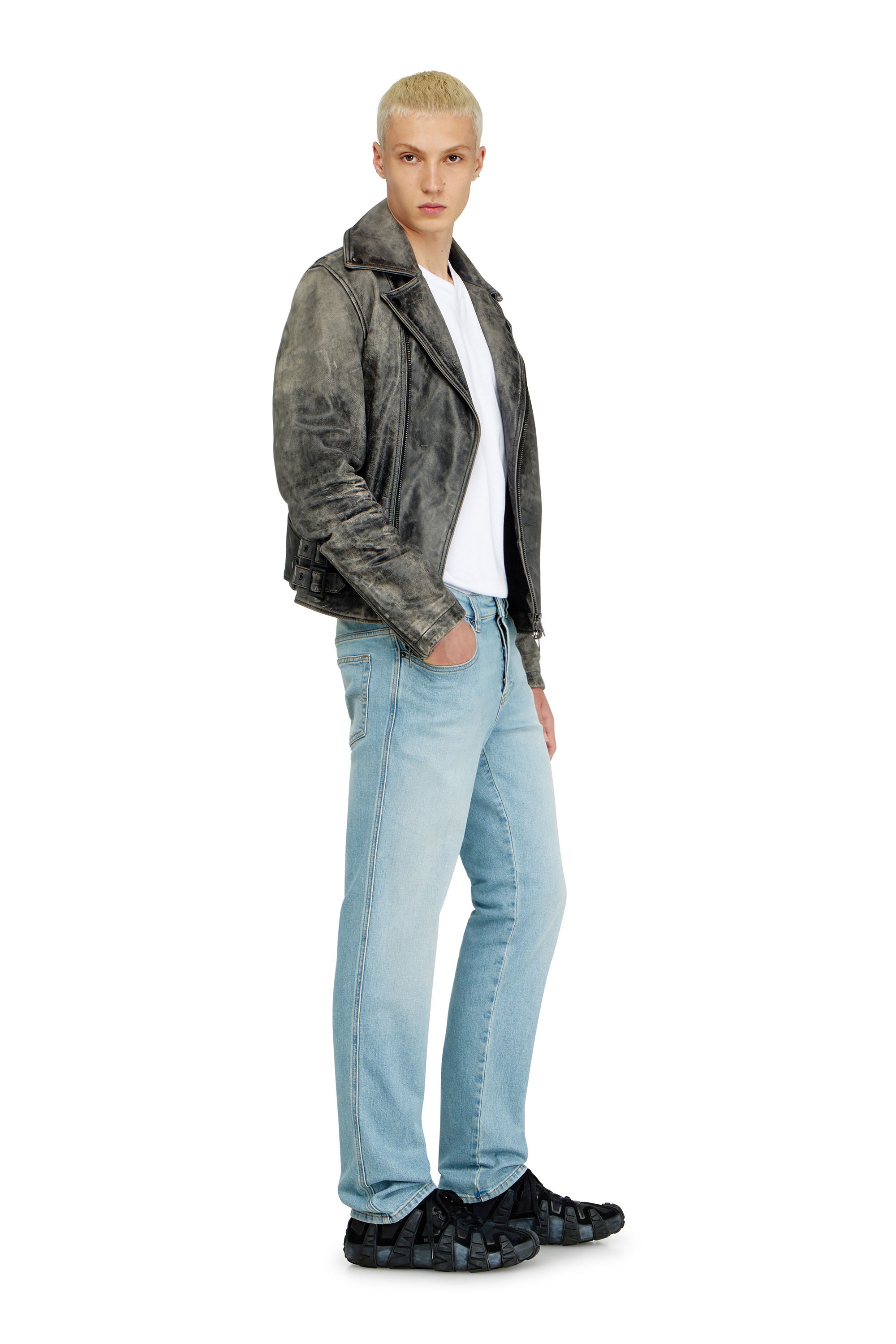 DIESEL Slim Jeans Regular Waist 1993 D-Vyl