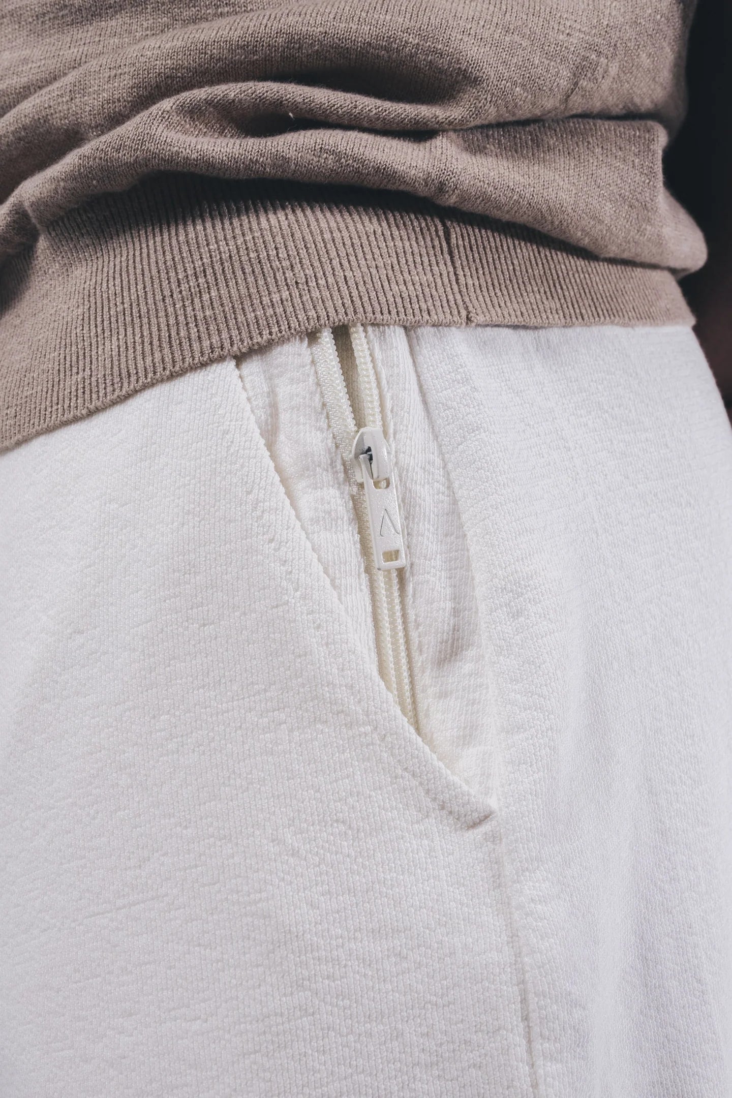 AEDEN JIMMY SHORTS | OFF WHITE