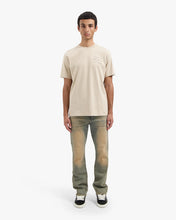 Afbeelding in Gallery-weergave laden, CROYEZ IN YOUR DREAMS T-SHIRT | GREY