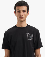 Afbeelding in Gallery-weergave laden, CROYEZ LIKED BY EVERYBODY T-SHIRT | BLACK