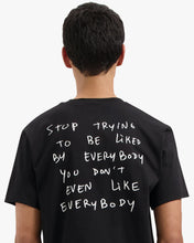 Afbeelding in Gallery-weergave laden, CROYEZ LIKED BY EVERYBODY T-SHIRT | BLACK