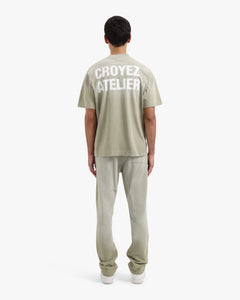 CROYEZ SPRAYED ATELIER T-SHIRT | DUSTY OLIVE