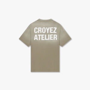 CROYEZ SPRAYED ATELIER T-SHIRT | DUSTY OLIVE