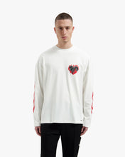 Afbeelding in Gallery-weergave laden, CROYEZ Heart On Fire Longsleeve Off-White