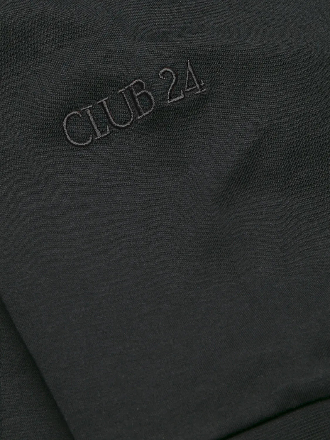 CLUB 24 TEE Black