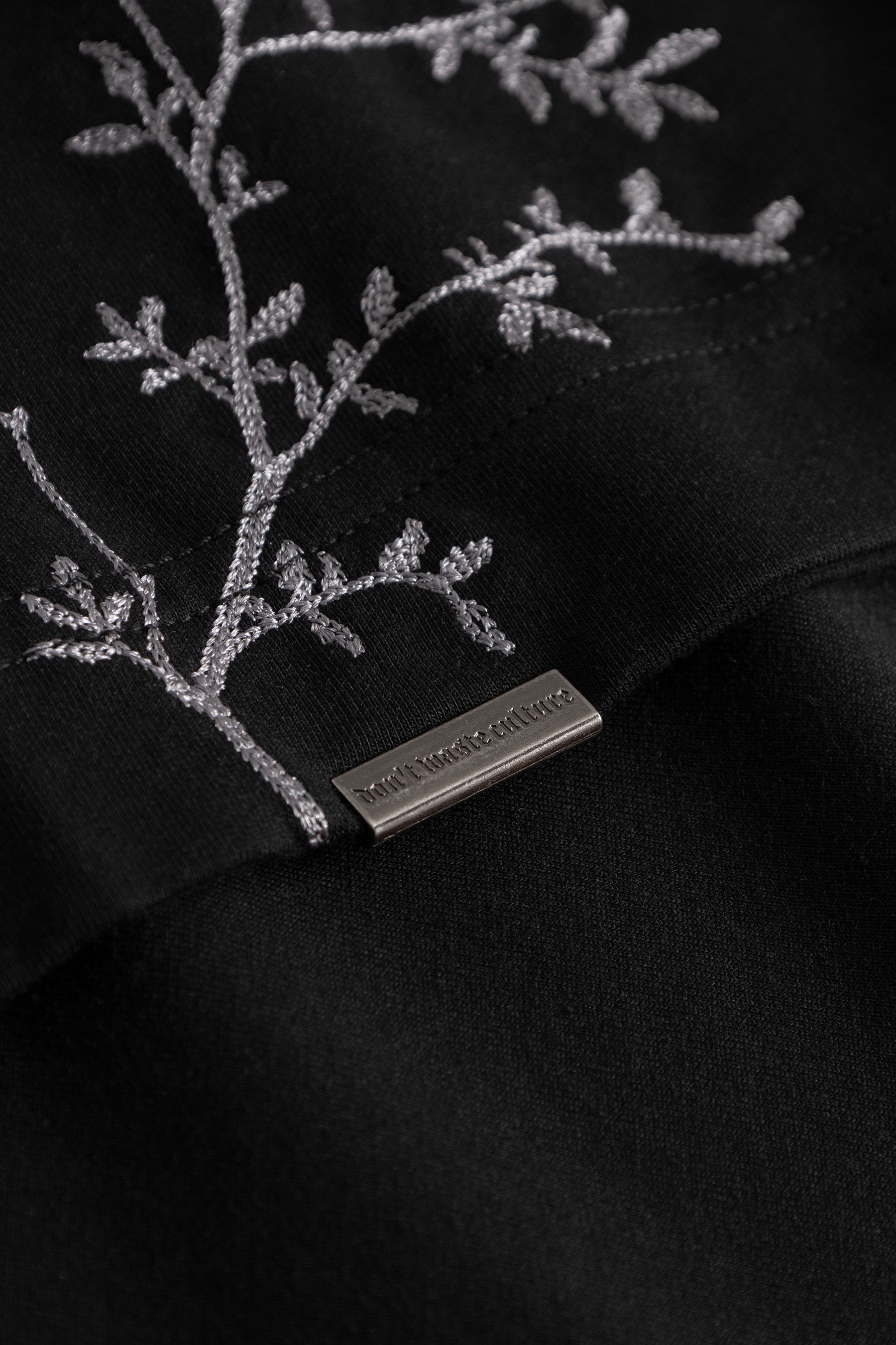 DON’T WASTE CULTURE MORIKAE T-SHIRT | BLACK