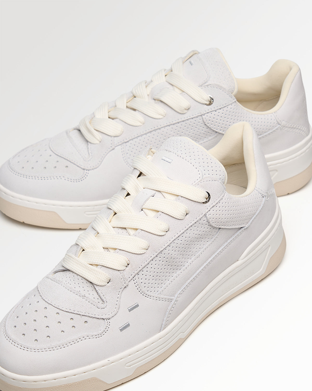 FILLING PIECES CRUISER SUEDE White