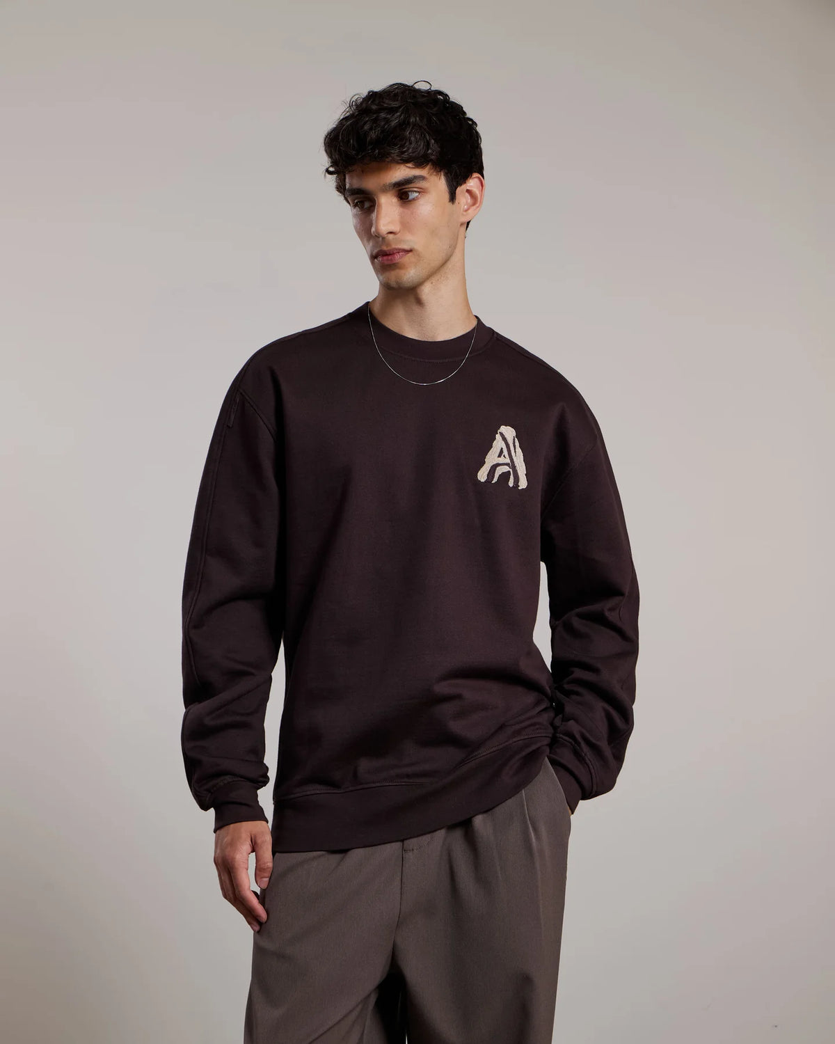 AEDEN RUNEY SWEATER | GANACHE