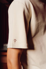 Afbeelding in Gallery-weergave laden, EDMONDS Le café bistro T-shirt - sand