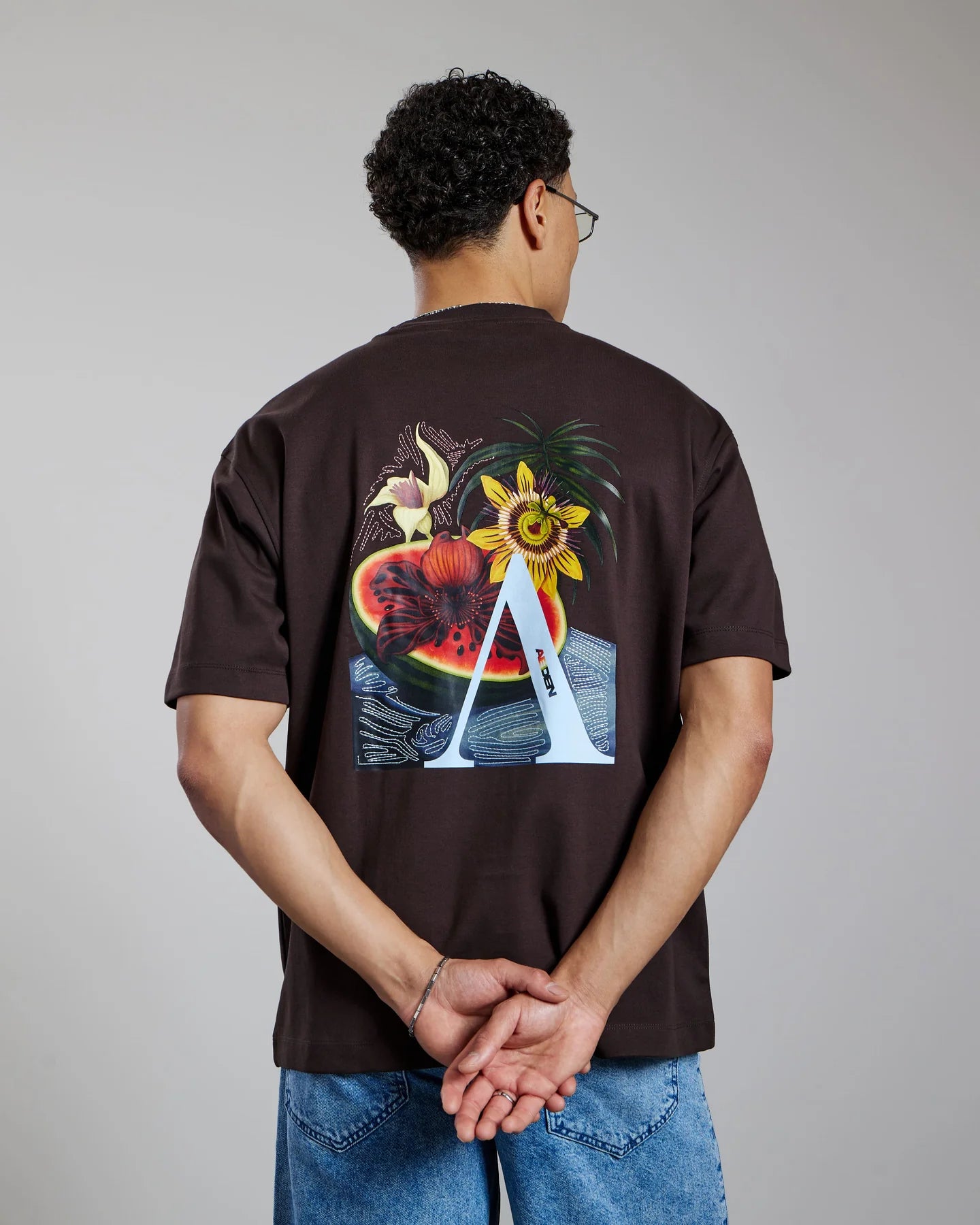 AEDEN MALONE TEE | GANACHE