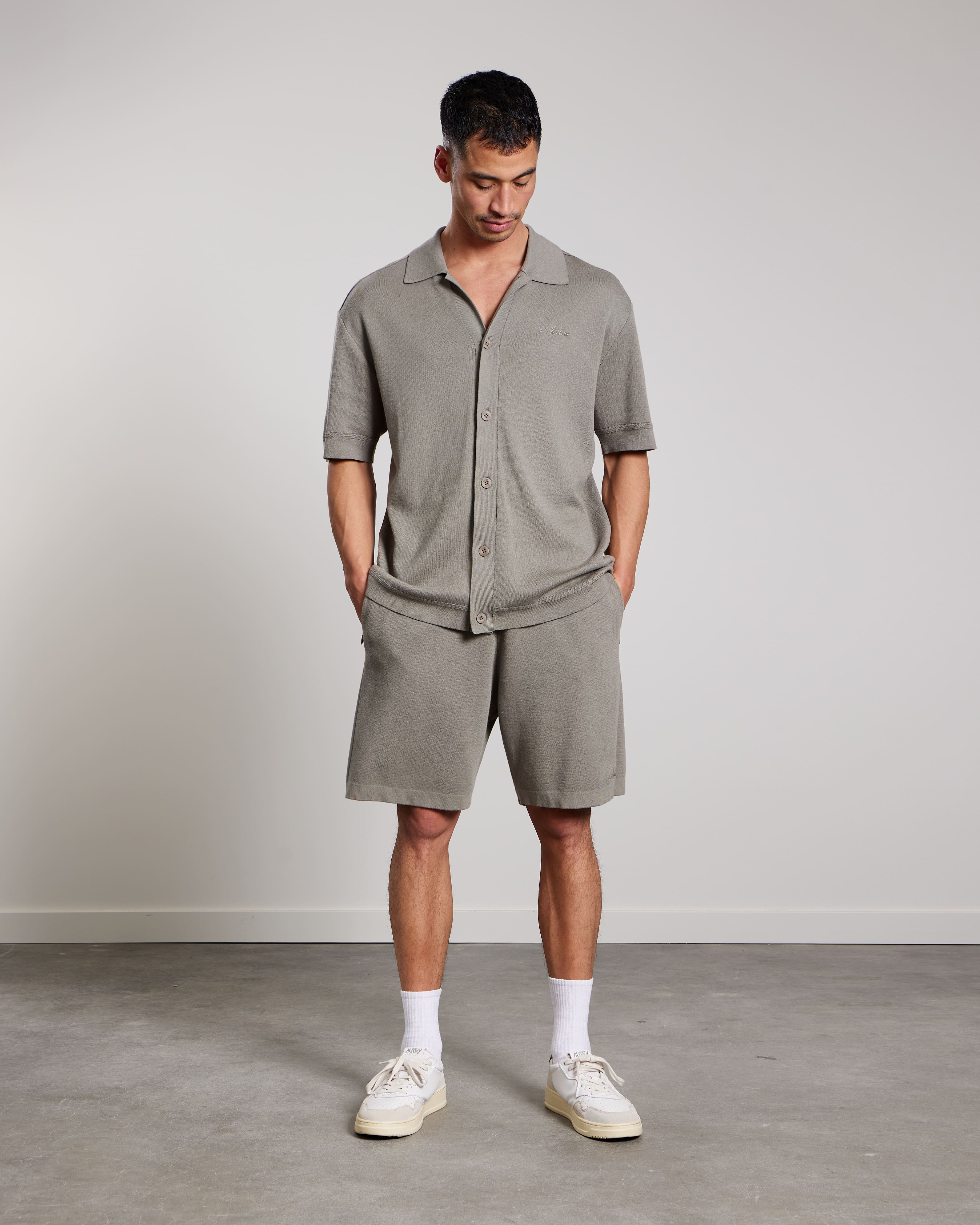 AEDEN HARPER KNIT POLO Vetiver