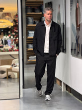 Afbeelding in Gallery-weergave laden, SAMSOE SAMSOE SANOAH TROUSERS 15844 Black Pinstripe