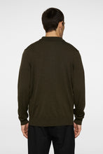 Afbeelding in Gallery-weergave laden, J.LINDEBERG KAI KNITTED MERINO POLO | FOREST GREEN MELANGE
