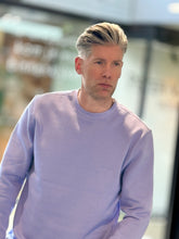 Afbeelding in Gallery-weergave laden, LAW OF THE SEA HALLUCINATE BASIC SWEATER Thistle Down