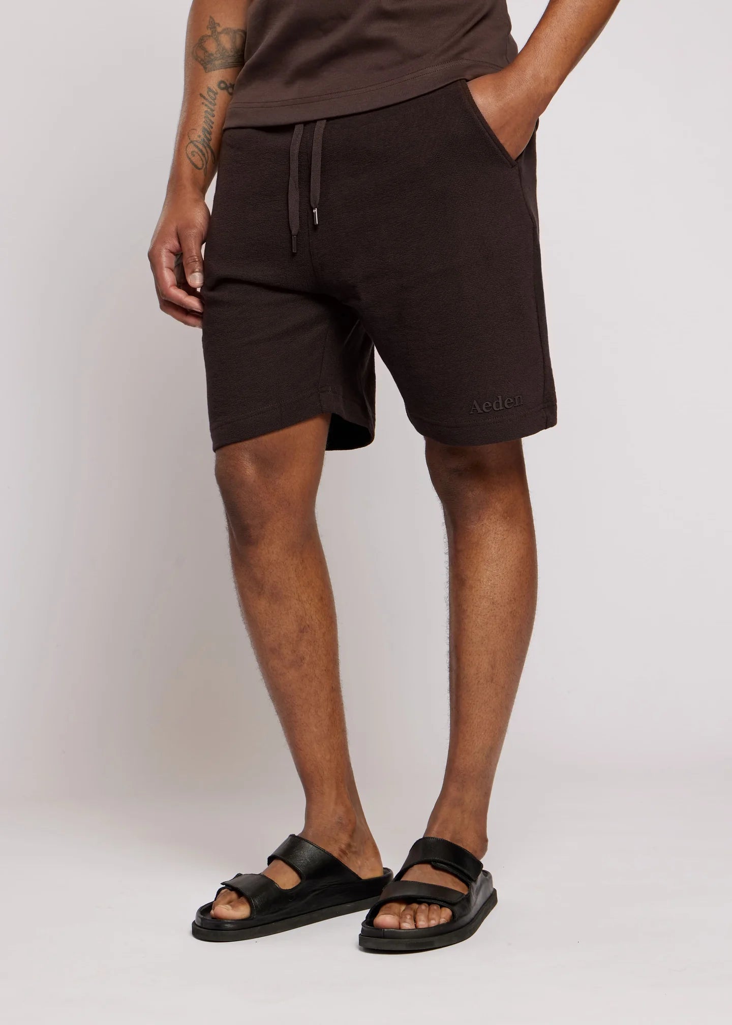 AEDEN JIMMY SHORTS | GANACHE