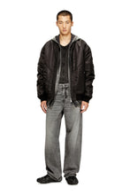 Afbeelding in Gallery-weergave laden, DIESEL Relaxed Jeans 2001 D-Macro 007aw