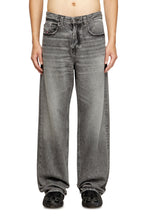 Afbeelding in Gallery-weergave laden, DIESEL Relaxed Jeans 2001 D-Macro 007aw