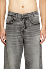 Afbeelding in Gallery-weergave laden, DIESEL Relaxed Jeans 2001 D-Macro 007aw