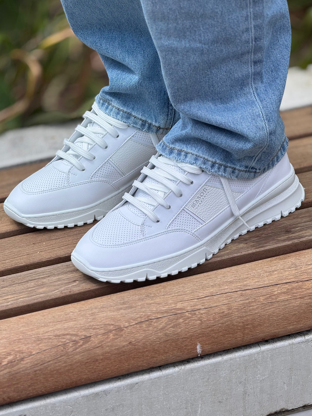 MASON GARMENTS - Tia Runner - White