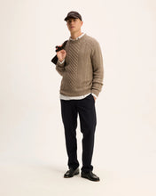 Afbeelding in Gallery-weergave laden, GOOD PEOPLE Kpattern knitted sweater Mid Brown