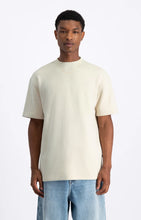 Afbeelding in Gallery-weergave laden, LAW OF THE SEA ATROPOS SOFT SWEAT T-SHIRT Parchment