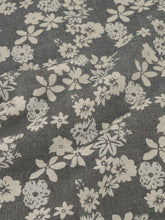 Afbeelding in Gallery-weergave laden, LAW OF THE SEA OSTARA FLOWER SHIRT Black