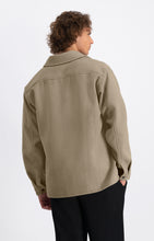 Afbeelding in Gallery-weergave laden, LAW OF THE SEA JUPITER STRUCTURED SHIRT