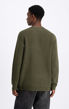 Afbeelding in Gallery-weergave laden, LAW OF THE SEA SYRINX CREWNECK Tea Leaf