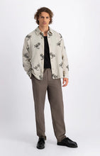 Afbeelding in Gallery-weergave laden, LAW OF THE SEA HADDOCK EMBROIDERED SHIRT Coconut Milk