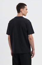 Afbeelding in Gallery-weergave laden, LAW OF THE SEA ETHEREAL T-SHIRT ARTWORK T-SHIRT Black Beauty