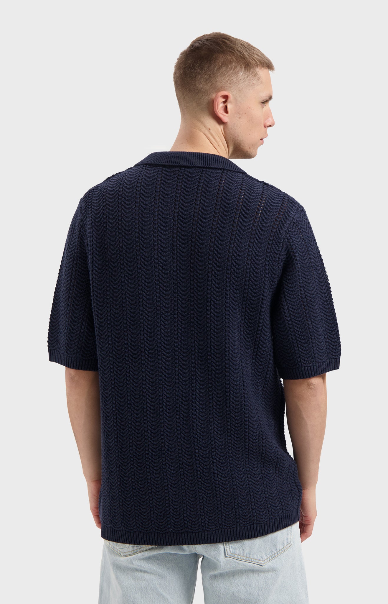 LAW OF THE SEA WHISPER STRUCTURE POLO Sky Captain