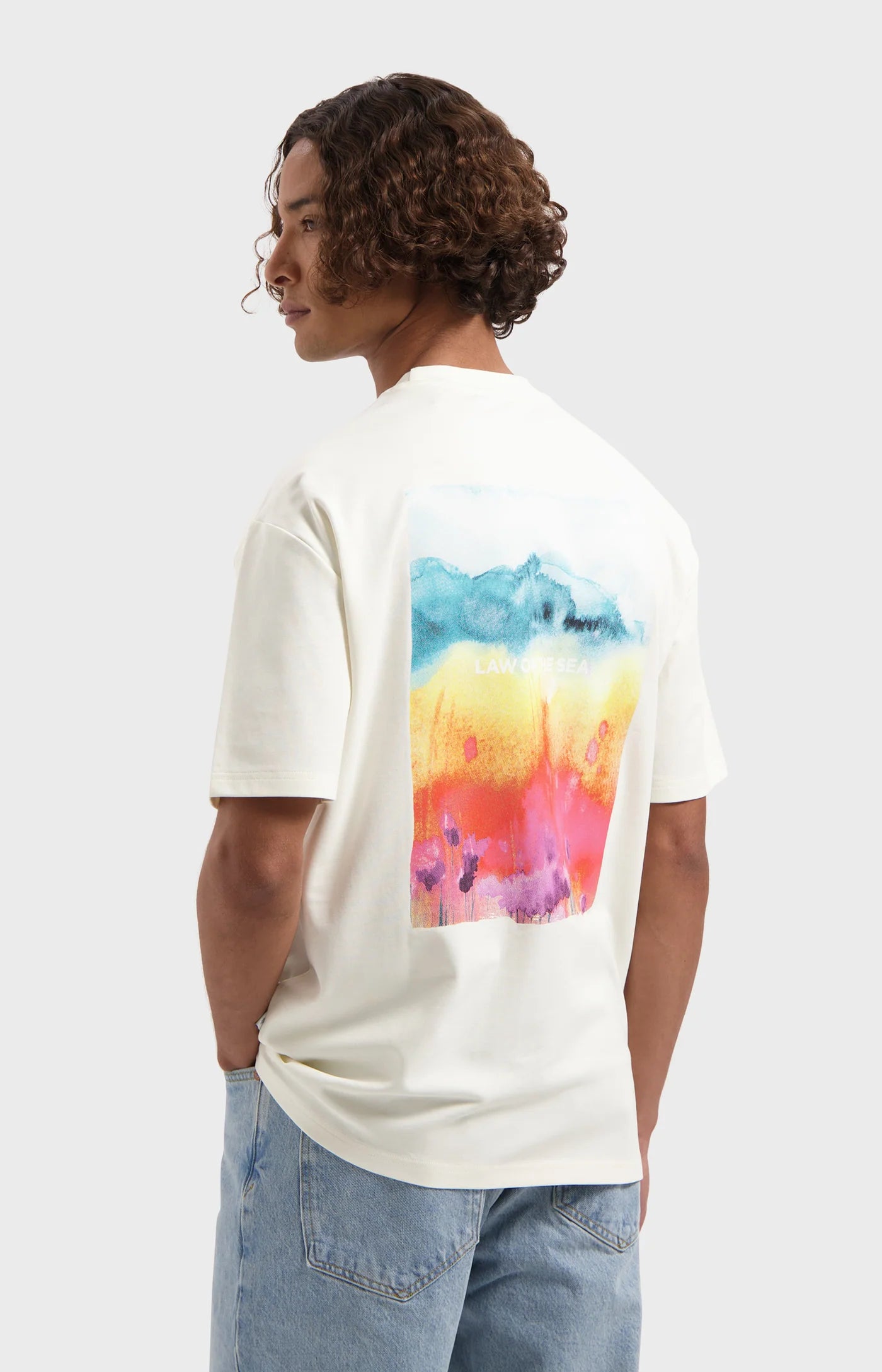 LAW OF THE SEA POLLEN ARTWORK T-SHIRT Snow White