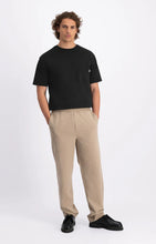 Afbeelding in Gallery-weergave laden, LAW OF THE SEA CONDOR CLEAN TWILL PANT | SAND