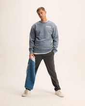 Afbeelding in Gallery-weergave laden, GOOD PEOPLE Lteddy Artwork Sweater Mid Blue