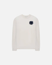 Afbeelding in Gallery-weergave laden, GOODPEOPLE Logan Clover Patch Sweater Off White