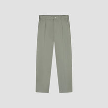 Afbeelding in Gallery-weergave laden, ØLÅF Regular Pleated Pant Smokey Olive