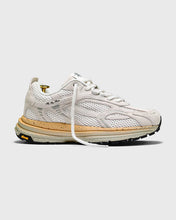 Afbeelding in Gallery-weergave laden, MERCER THE RE-RUN VIBRAM Nubuck Crème